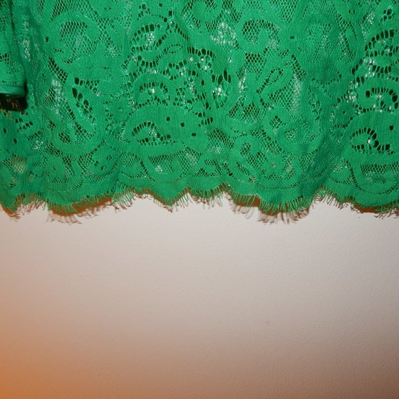 Forever 21 Green Lace Sheer Top - Picture 3 of 4